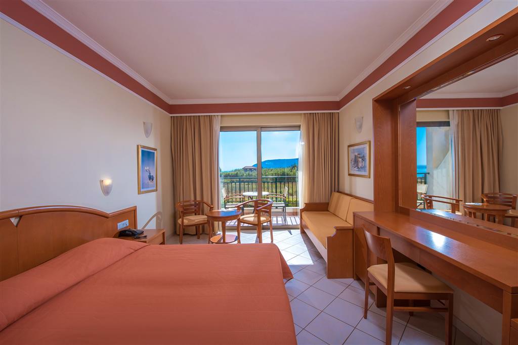 Hotel Hydramis Palace-izba-letecký zájazd CK Turancar-Kréta-Kavros