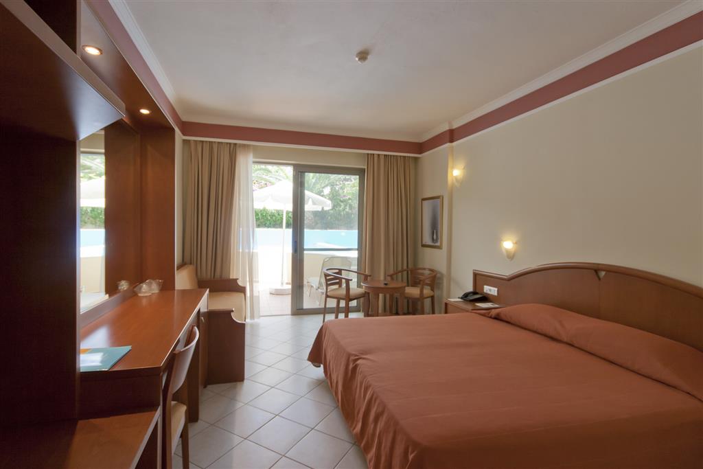 Hotel Hydramis Palace-izba-letecký zájazd CK Turancar-Kréta-Kavros