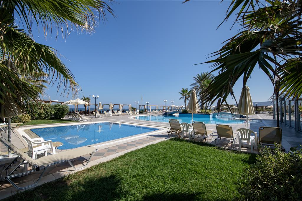 Hotel Hydramis Palace-bazén-letecký zájazd CK Turancar-Kréta-Kavros