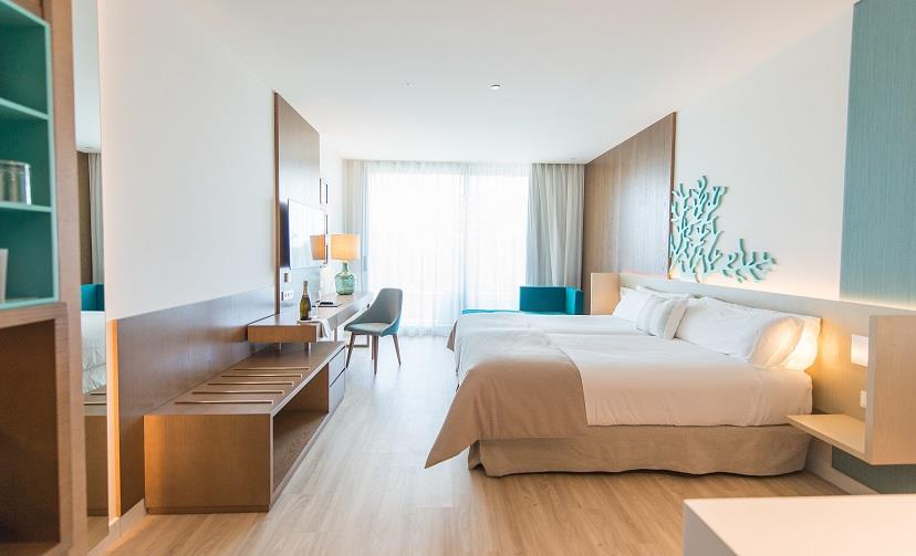 Iberostar Selection Llaut Palma - izba deluxe - letecký zájazd CK Turancar - Malorka, Playa de Palma