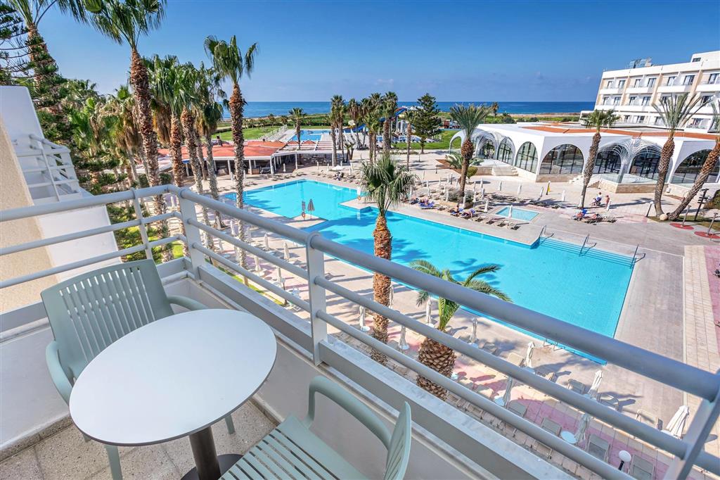 Louis Phaeton Beach - hotel - letecký zájazd CK Turancar - Cyprus, Paphos