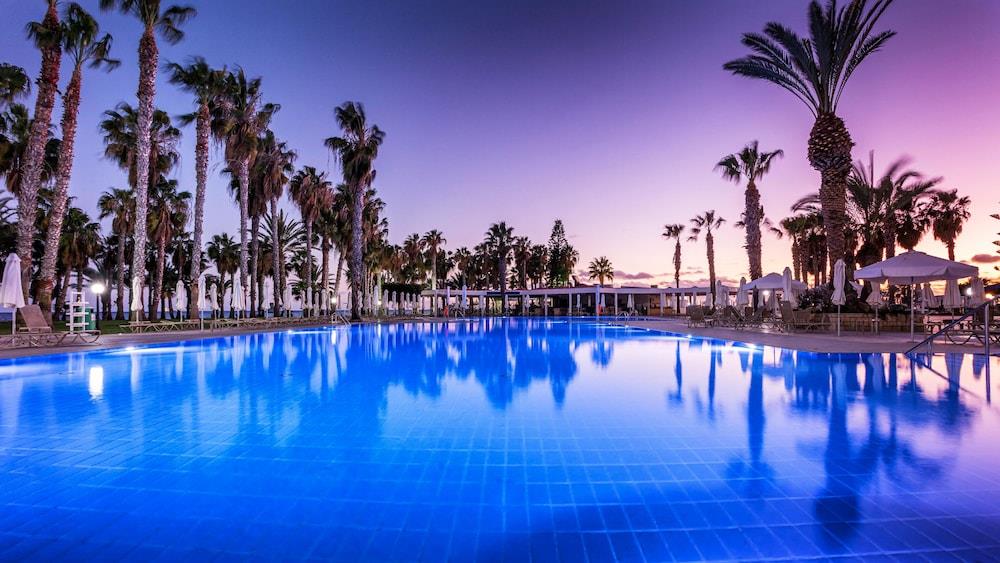 Louis Phaeton Beach - hotel - letecký zájazd CK Turancar - Cyprus, Paphos