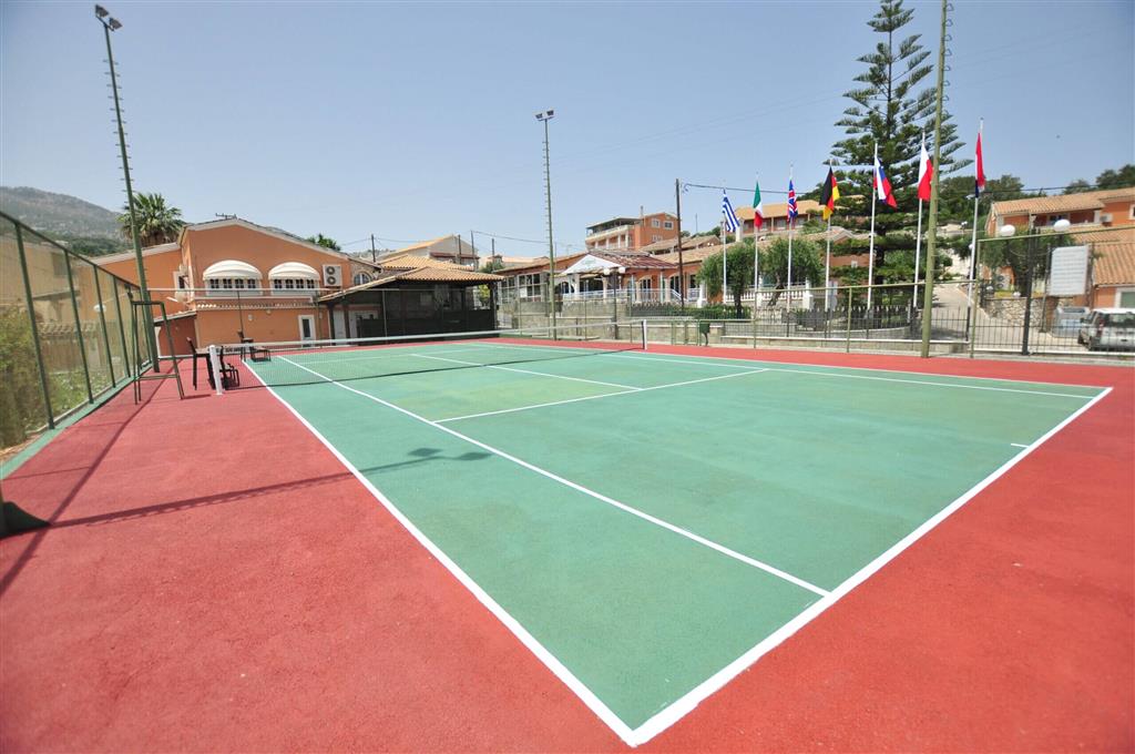 Hotel Michelangelo - tenis - letecký zájazd s CK Turancar Korfu - Kassiopi