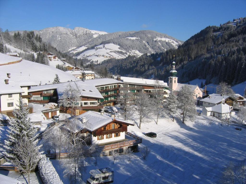 Schatzberg-Haus - zájazd CK Turancar - Rakúsko zima - Tirolsko -Ski Juwel Alpbach Wildschönau
