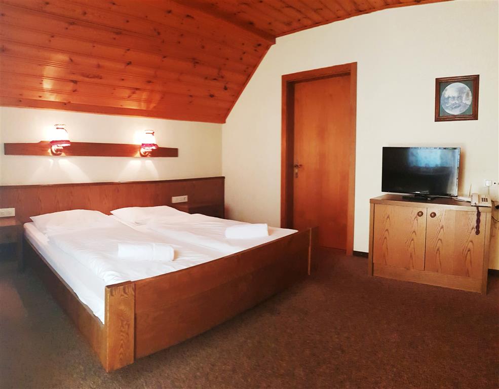 Hotel Post - zájazd CK Turancar - Rakúsko zima - Štajersko Dachstein