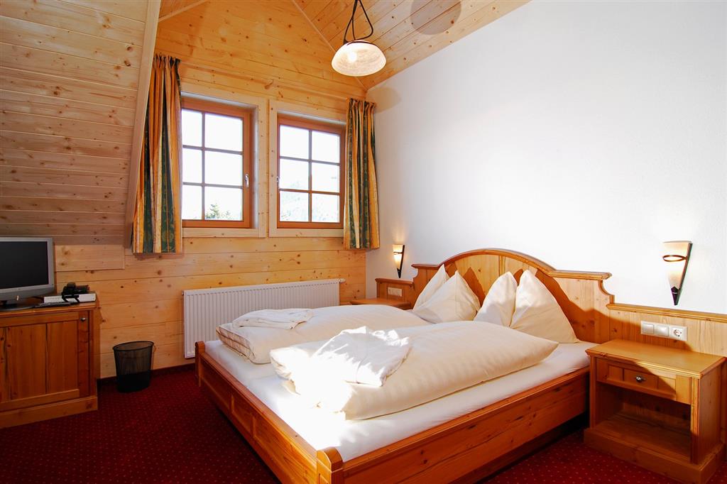 Almhotel Edelweis - zájazd CK Turancar - Rakúsko zima - Štajersko - Schladming