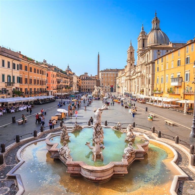 CK Turancar, Letecký poznávací zájazd, Taliansko, Rím - mesto príbehov a umenia, Piazza Navona, Berniniho Fontána štyroch riek