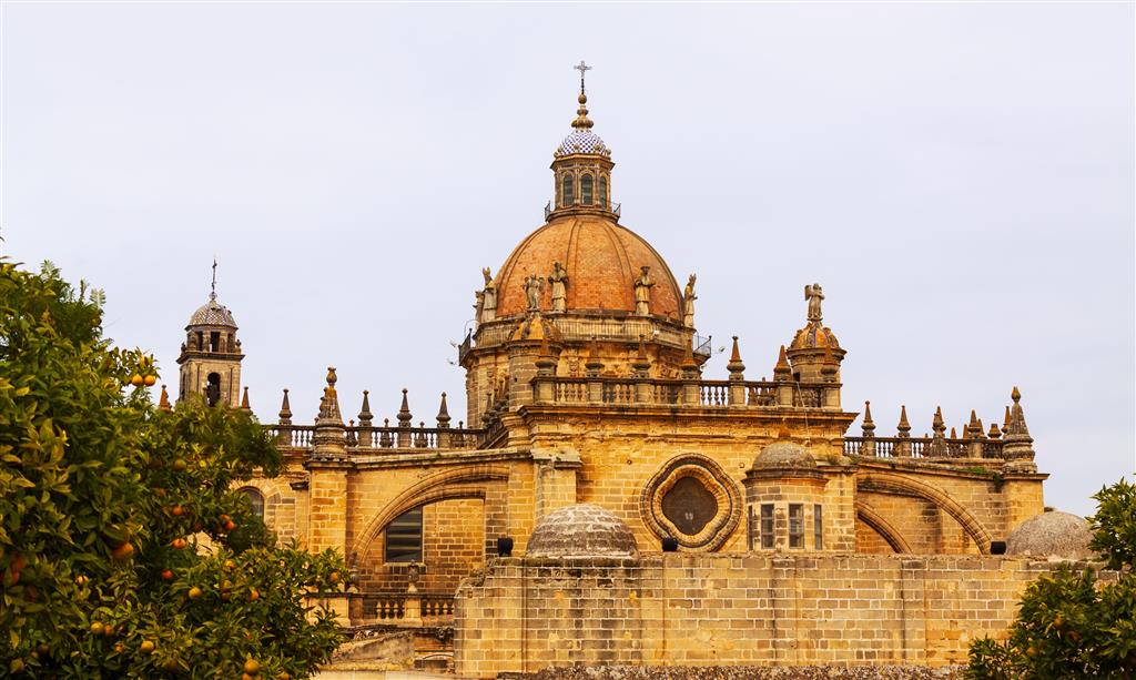 CK Turancar, Letecký poznávací zájazd, Španielsko, Andalúzia - križovatka kultúr, Jerez de la Frontera, katedrála
