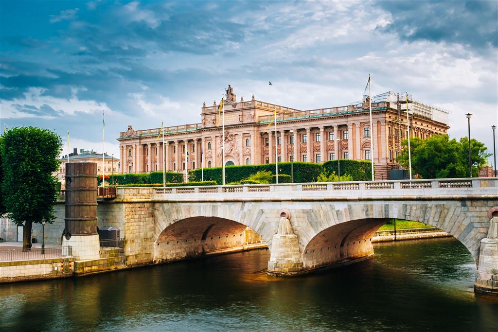 CK Turancar, Letecký poznávací zájazd, Švédsko, Štokholm - klenot severu, parlament Riksdag