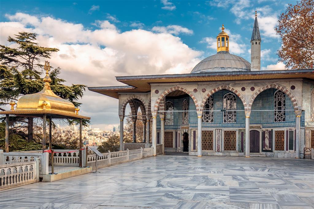 CK Turancar, Letecký poznávací zájazd, Turecko, Istanbul - mesto tisícich príbehov, palác Topkapi