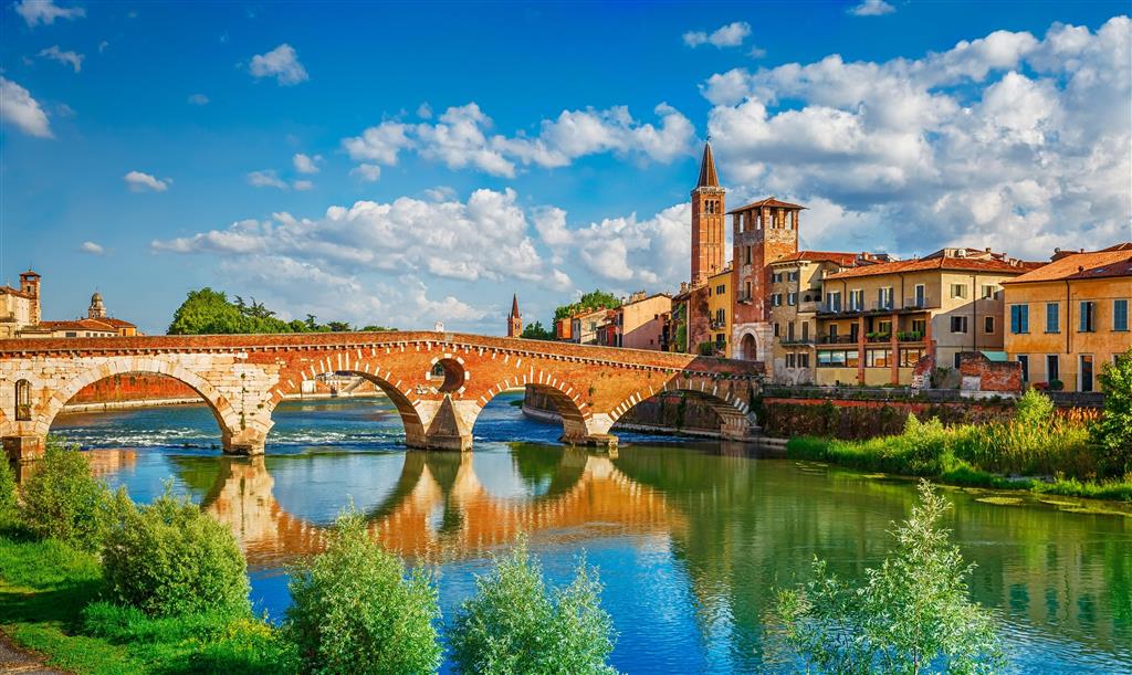 CK Turancar, autobusový poznávací zájazd, Okruh severným Talianskom, Verona, Ponte di Pietra
