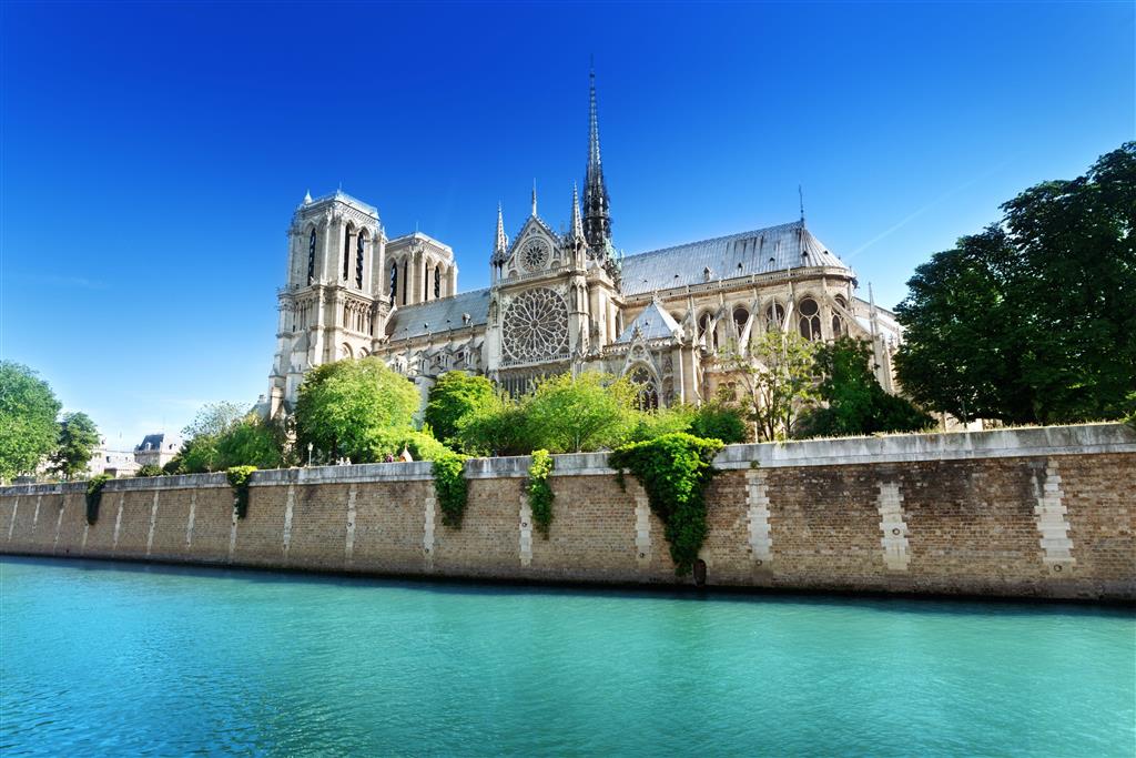 CK Turancar, autobusový poznávací zájazd, Paríž - perla na Seine, Katedrála Notre Dame