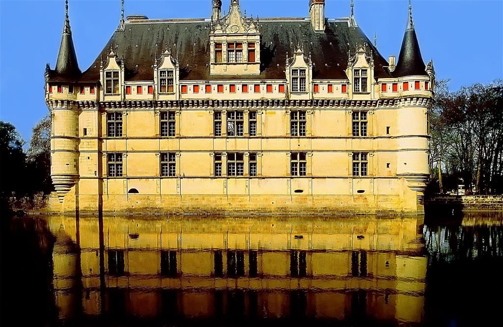 CK Turancar, autobusový poznávací zájazd, Najkrajšie francúzske zámky, Chateau de Azay-le-Rideau