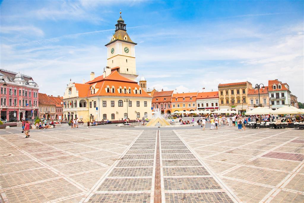 CK Turancar, autobusový poznávací zájazd, Rumunsko - Sedmohradsko a Transylvánia, Brašov, radnica