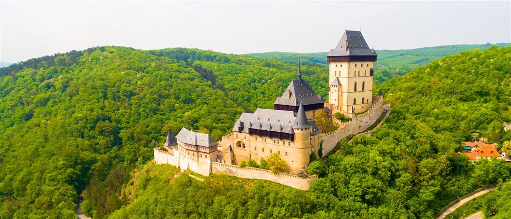 CK Turancar, autobusový poznávací zájazd, Praha - zámky a hrady v Čechách, hrad Karlštejn