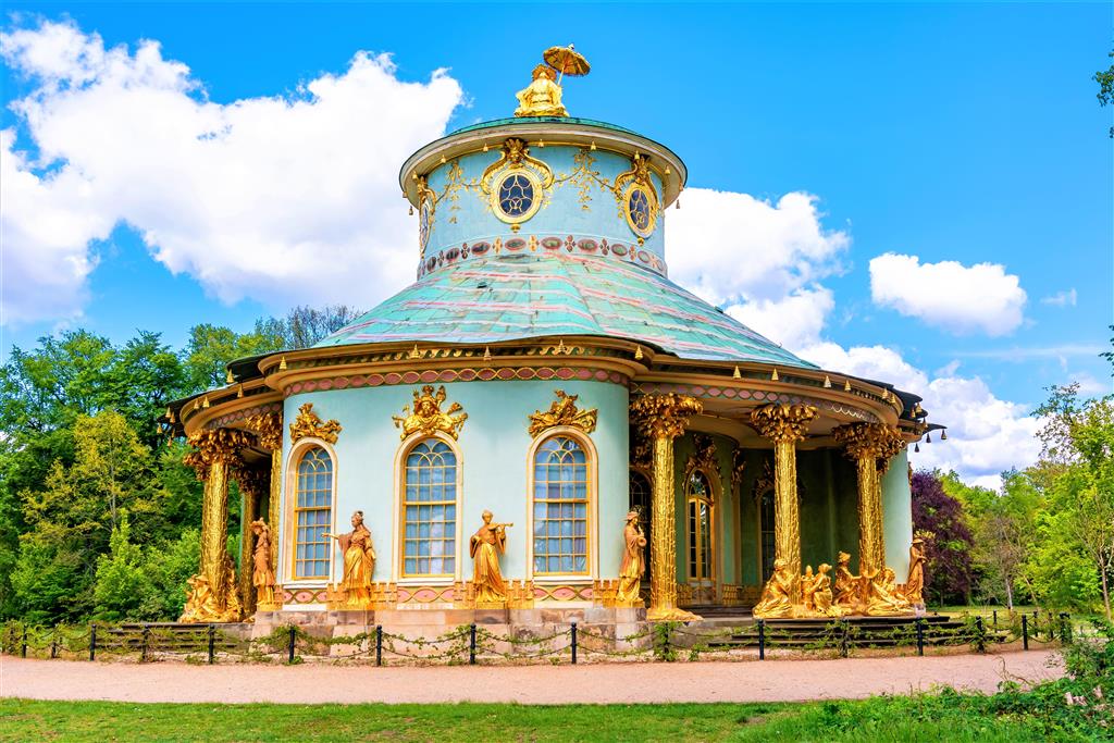 CK Turancar, atobusový poznávací zájazd, Nemecko, Postupim, Čínsky čajový dom v parku Sanssouci