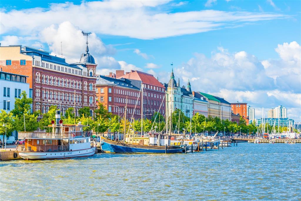 CK Turancar, autobusový poznávací zájazd, Pobaltie a Helsinki, Helsinki, promenáda