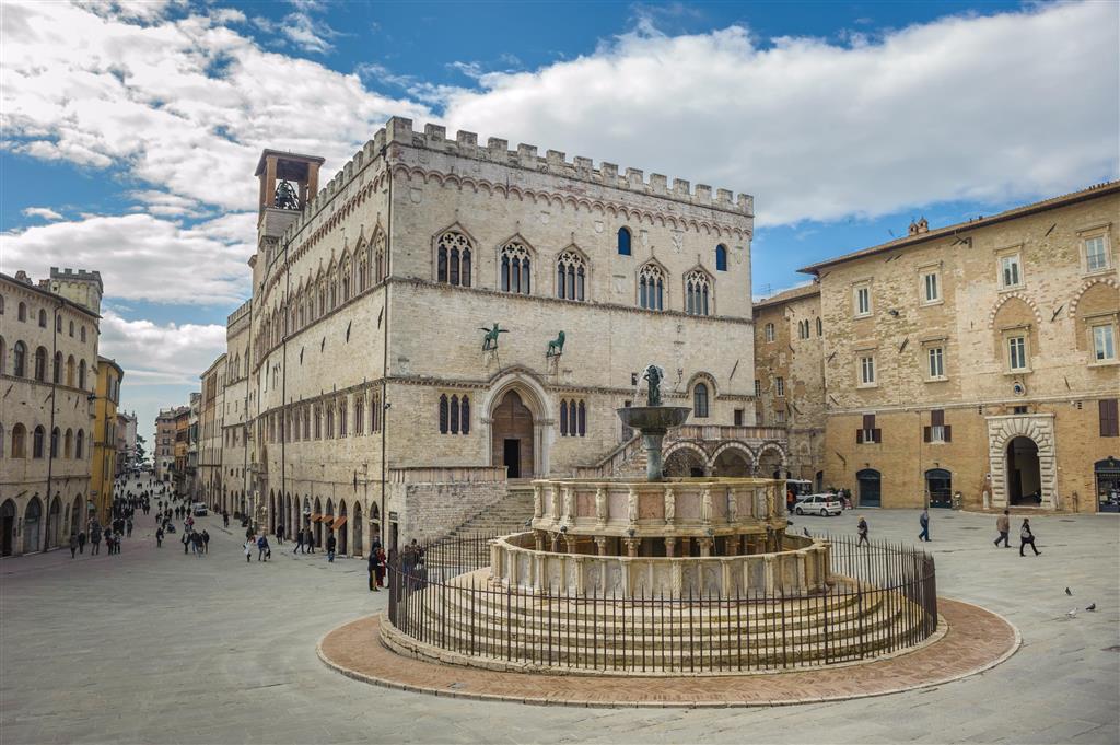 CK Turancar, autobusový poznávací zájazd, Umbria - potulky srdcom Talianska, Perugia, Fontana Maggiore