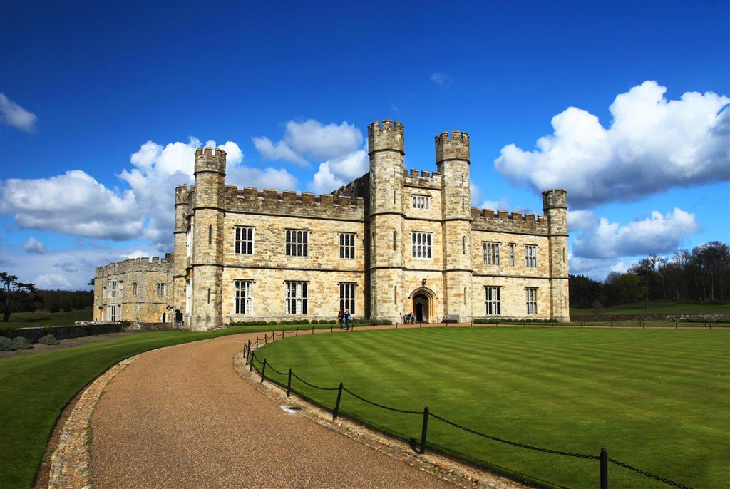 CK Turancar, Letecký poznávací zájazd, Veľká Británia, Okruh južným Anglickom, Leeds Castle