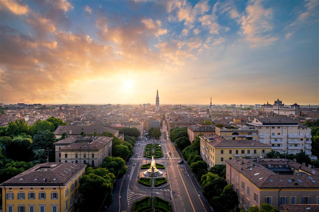 Poznávacie zájazdy CK Turancar, Bologna a San Maríno s kúpaním, Modena