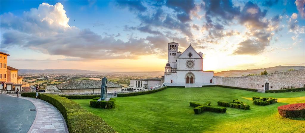 CK Turancar, letecký poznávací zájazd, Tajomstvá Umbrie a Lazia, Assisi