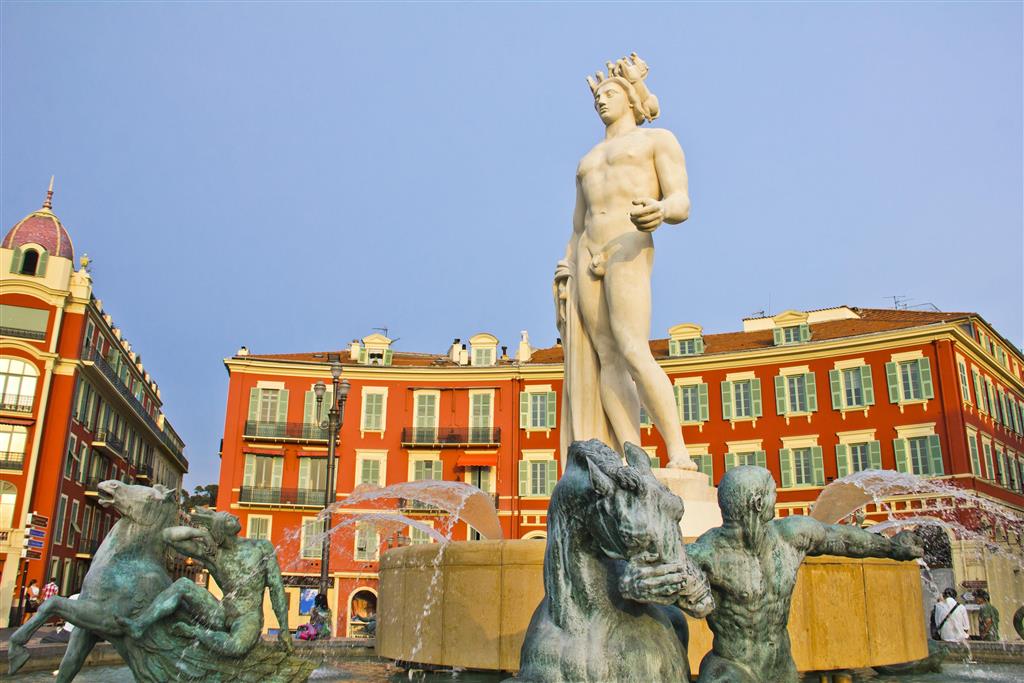 CK Turancar, Letecký poznávací zájazd, čaro Francúzskej riviery,Nice, Place Massena