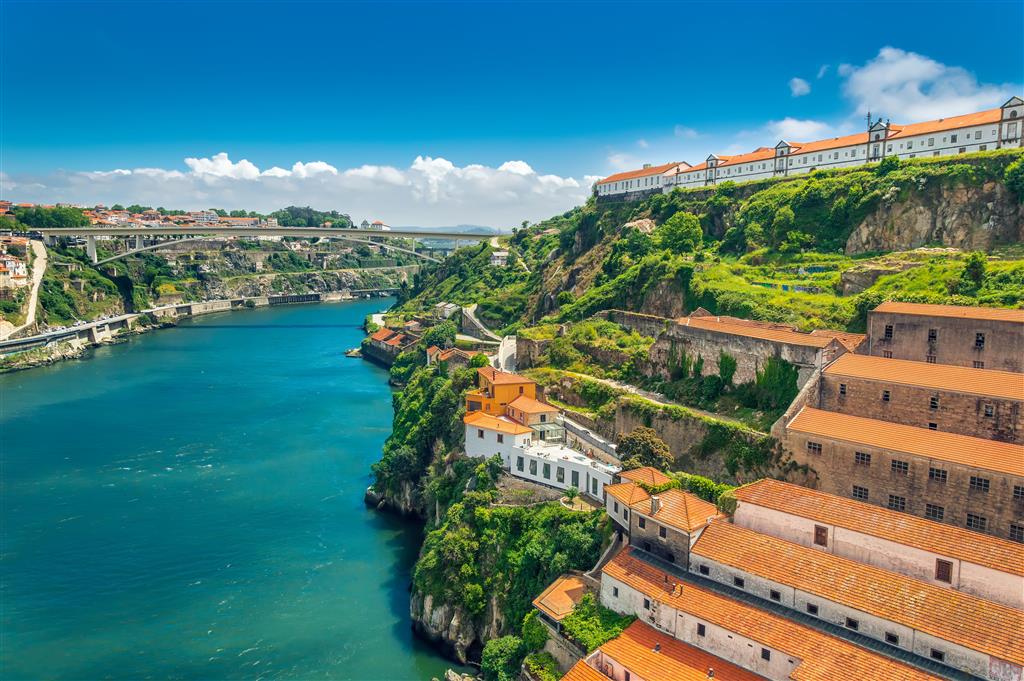 CK Turancar, Letecký poznávací zájazd, Portugalsko, Zem moreplavcov a slnka, Porto