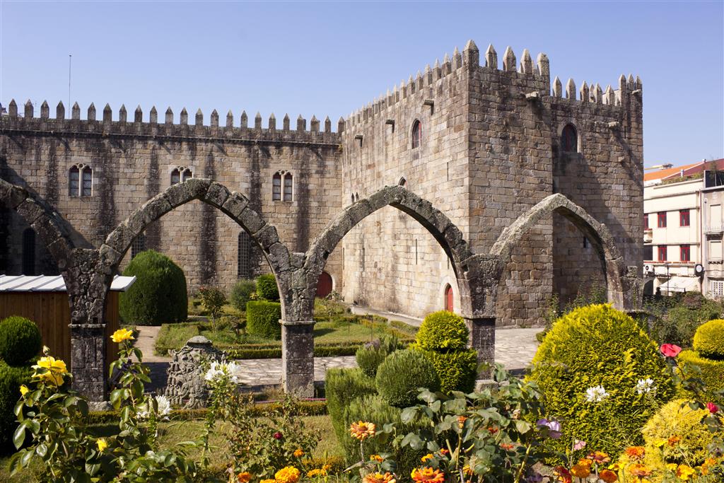 CK Turancar, Letecký poznávací zájazd, Portugalsko, Zem moreplavcov a slnka, Braga
