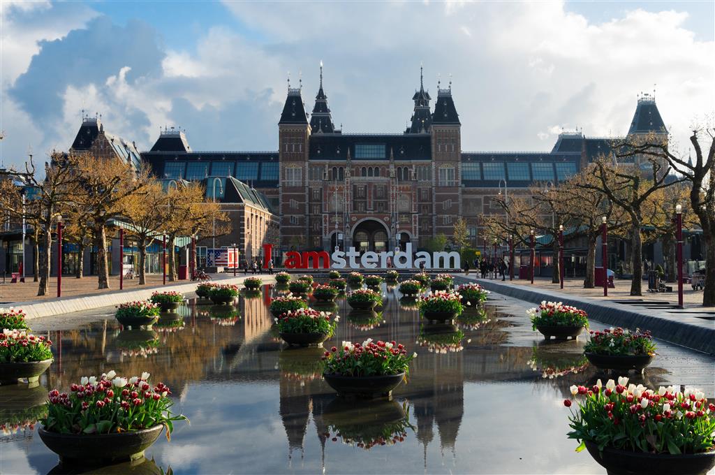CK Turancar, Letecký poznávací zájazd, Holandská tulipánová cesta, Rijksmuseum