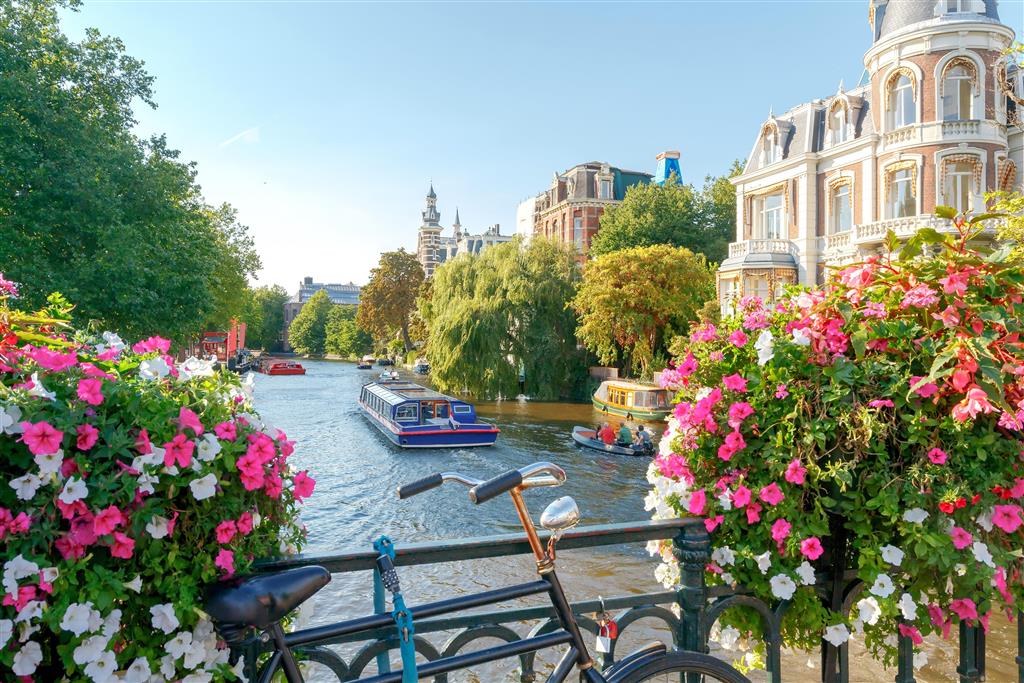 CK Turancar, Letecký poznávací zájazd, Holandská tulipánová cesta, Amsterdam