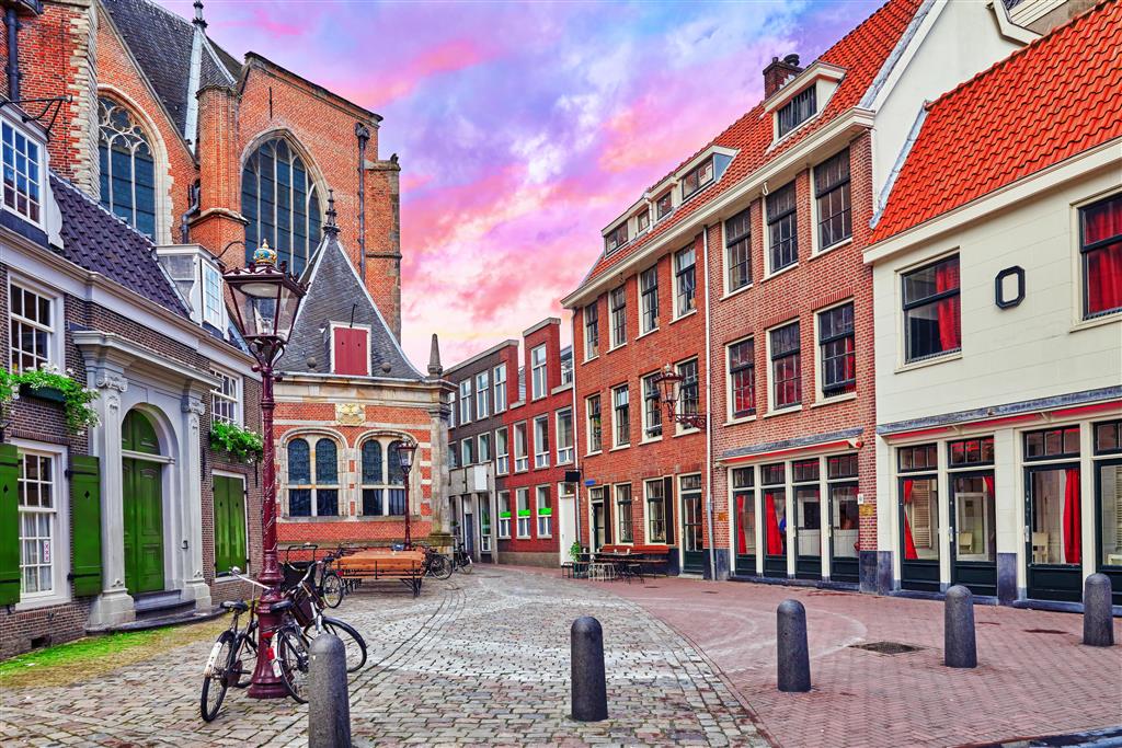 CK Turancar, Letecký poznávací zájazd, Holandská tulipánová cesta, Amsterdam