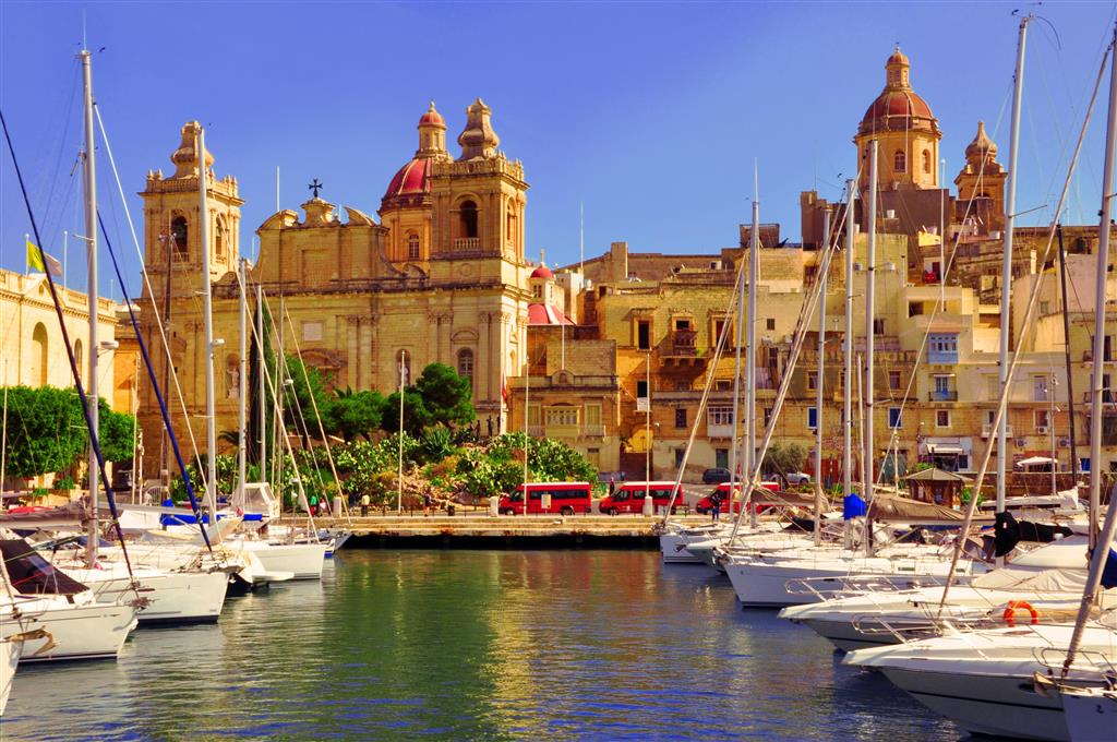 . Letecký poznávací zájazd CK Turancar, Malta – historická mozaika, harbour of Valletta, Malta