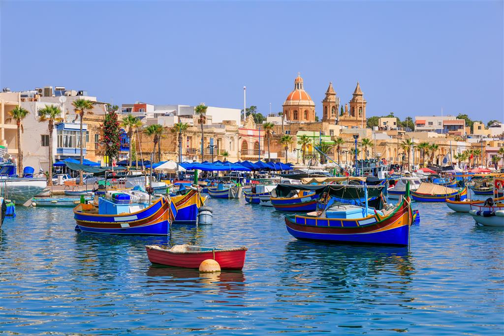 . Letecký poznávací zájazd CK Turancar, Malta – historická mozaika, Village of Marsaxlokk